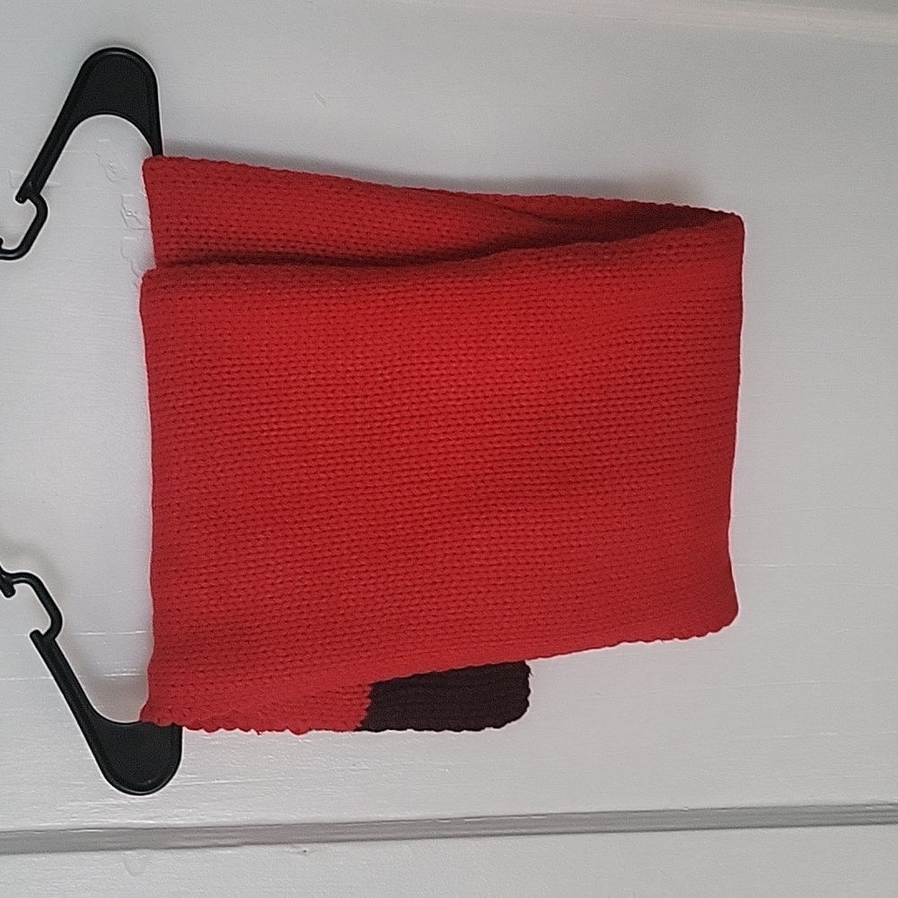 Old Navy Scarf Adult Unisex Red Black